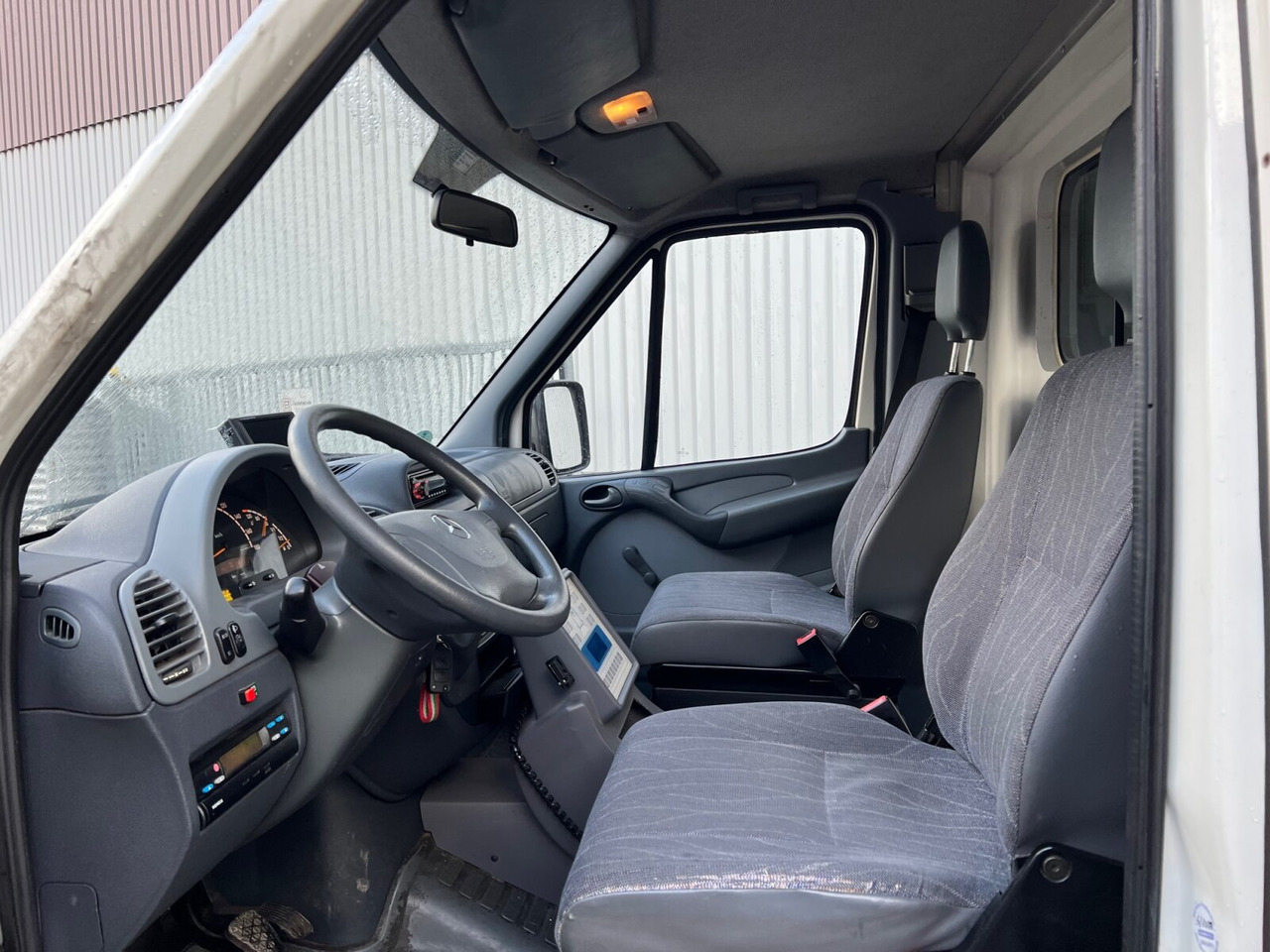 Ambulanssi Mercedes-Benz Sprinter 313 CDI 4x2 Sprinter 313 CDI 4x2, Rettungswagen: kuva Ambulanssi Mercedes-Benz Sprinter 313 CDI 4x2 Sprinter 313 CDI 4x2, Rettungswagen