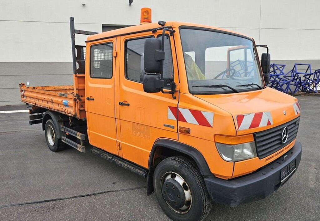 Mercedes-Benz Vario 813 D 4x2 Doka Vario 813 D 4x2 Doka, Meiller Kipper - Kippiauto kuorma-auto: kuva Mercedes-Benz Vario 813 D 4x2 Doka Vario 813 D 4x2 Doka, Meiller Kipper - Kippiauto kuorma-auto Mercedes-Benz Vario 813 D 4x2 Doka Vario 813 D 4x2 Doka, Meiller Kipper - Kippiauto kuorma-auto: kuva Mercedes-Benz Vario 813 D 4x2 Doka Vario 813 D 4x2 Doka, Meiller Kipper - Kippiauto kuorma-auto