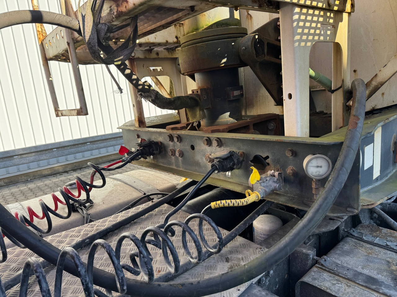 Carnehl CHKS/HH CHKS/HH, Liftachse, Stahlmulde ca. 24m³ - Puoliperävaunu: kuva Carnehl CHKS/HH CHKS/HH, Liftachse, Stahlmulde ca. 24m³ - Puoliperävaunu Carnehl CHKS/HH CHKS/HH, Liftachse, Stahlmulde ca. 24m³ - Puoliperävaunu: kuva Carnehl CHKS/HH CHKS/HH, Liftachse, Stahlmulde ca. 24m³ - Puoliperävaunu