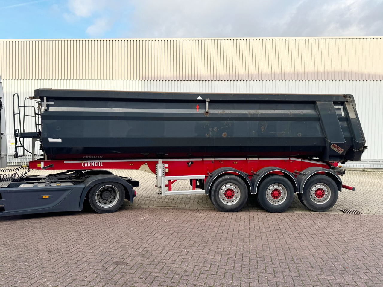 Carnehl CHKS/HH CHKS/HH, Stahlmulde ca. 34m³, Liftachse, Nachlauflenkachse - Puoliperävaunu: kuva Carnehl CHKS/HH CHKS/HH, Stahlmulde ca. 34m³, Liftachse, Nachlauflenkachse - Puoliperävaunu Carnehl CHKS/HH CHKS/HH, Stahlmulde ca. 34m³, Liftachse, Nachlauflenkachse - Puoliperävaunu: kuva Carnehl CHKS/HH CHKS/HH, Stahlmulde ca. 34m³, Liftachse, Nachlauflenkachse - Puoliperävaunu