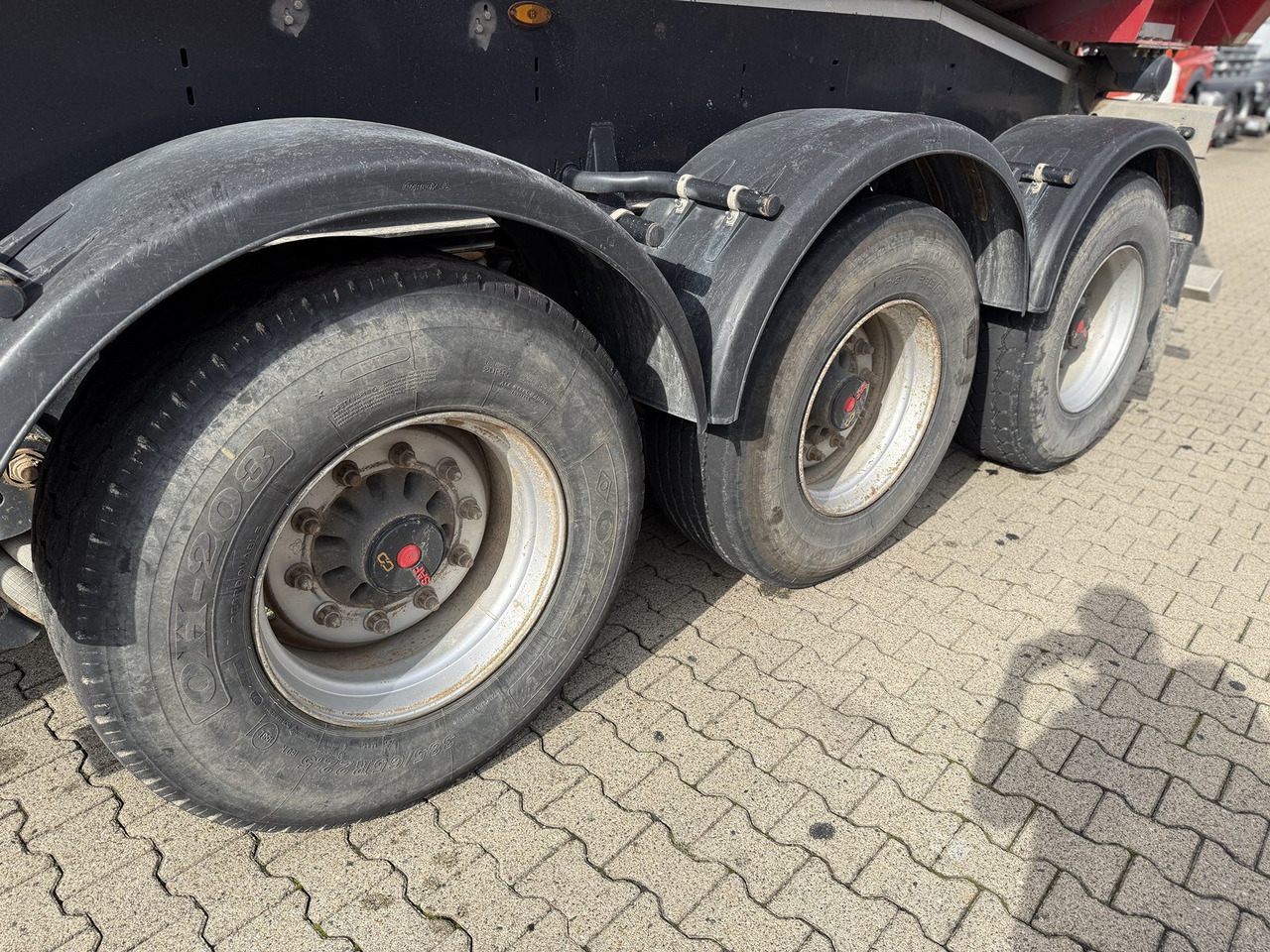 Schwarzmüller K-Serie Kippauflieger, Hardoxmulde ca. 24/26m³, Liftachse K-Serie Kippauflieger, Hardoxmulde ca. 24/26m³, Liftachse - Puoliperävaunu: kuva Schwarzmüller K-Serie Kippauflieger, Hardoxmulde ca. 24/26m³, Liftachse K-Serie Kippauflieger, Hardoxmulde ca. 24/26m³, Liftachse - Puoliperävaunu Schwarzmüller K-Serie Kippauflieger, Hardoxmulde ca. 24/26m³, Liftachse K-Serie Kippauflieger, Hardoxmulde ca. 24/26m³, Liftachse - Puoliperävaunu: kuva Schwarzmüller K-Serie Kippauflieger, Hardoxmulde ca. 24/26m³, Liftachse K-Serie Kippauflieger, Hardoxmulde ca. 24/26m³, Liftachse - Puoliperävaunu