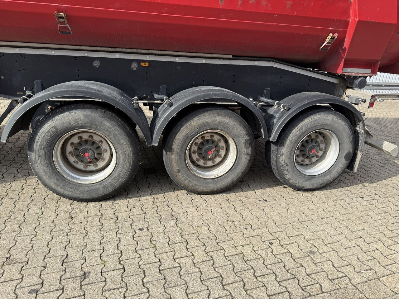 Schwarzmüller K-Serie Kippauflieger, Hardoxmulde ca. 24/26m³, Liftachse K-Serie Kippauflieger, Hardoxmulde ca. 24/26m³, Liftachse - Puoliperävaunu: kuva Schwarzmüller K-Serie Kippauflieger, Hardoxmulde ca. 24/26m³, Liftachse K-Serie Kippauflieger, Hardoxmulde ca. 24/26m³, Liftachse - Puoliperävaunu Schwarzmüller K-Serie Kippauflieger, Hardoxmulde ca. 24/26m³, Liftachse K-Serie Kippauflieger, Hardoxmulde ca. 24/26m³, Liftachse - Puoliperävaunu: kuva Schwarzmüller K-Serie Kippauflieger, Hardoxmulde ca. 24/26m³, Liftachse K-Serie Kippauflieger, Hardoxmulde ca. 24/26m³, Liftachse - Puoliperävaunu