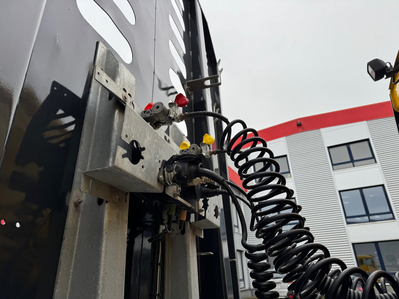 Schwarzmüller 3-Achs Holzauflieger 3-Achs Holzauflieger, Liftachse, MEHRFACH VORHANDEN! - Puu puoliperävaunu: kuva Schwarzmüller 3-Achs Holzauflieger 3-Achs Holzauflieger, Liftachse, MEHRFACH VORHANDEN! - Puu puoliperävaunu Schwarzmüller 3-Achs Holzauflieger 3-Achs Holzauflieger, Liftachse, MEHRFACH VORHANDEN! - Puu puoliperävaunu: kuva Schwarzmüller 3-Achs Holzauflieger 3-Achs Holzauflieger, Liftachse, MEHRFACH VORHANDEN! - Puu puoliperävaunu