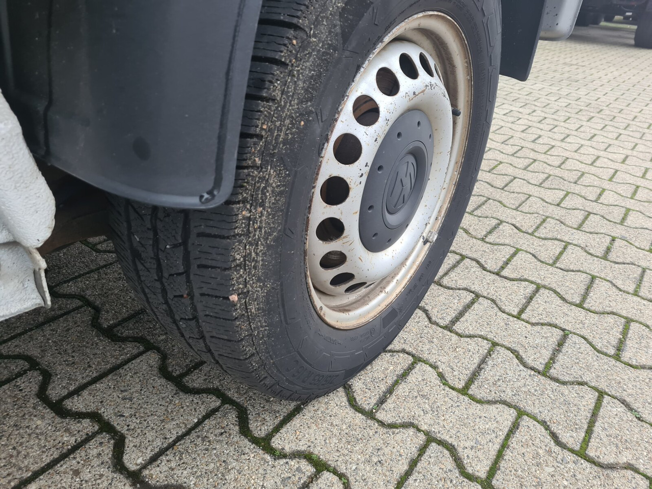 Leasing  T5 Doka 4x2 T5 Doka 4x2, 2.0 ltr. TDI Pritsche T5 Doka 4x2 T5 Doka 4x2, 2.0 ltr. TDI Pritsche: kuva Leasing  T5 Doka 4x2 T5 Doka 4x2, 2.0 ltr. TDI Pritsche T5 Doka 4x2 T5 Doka 4x2, 2.0 ltr. TDI Pritsche