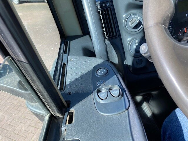 Trakker AD260T41W 6x6 Trakker AD260T41W 6x6 - Kuorma-auto alusta: kuva Trakker AD260T41W 6x6 Trakker AD260T41W 6x6 - Kuorma-auto alusta Trakker AD260T41W 6x6 Trakker AD260T41W 6x6 - Kuorma-auto alusta: kuva Trakker AD260T41W 6x6 Trakker AD260T41W 6x6 - Kuorma-auto alusta