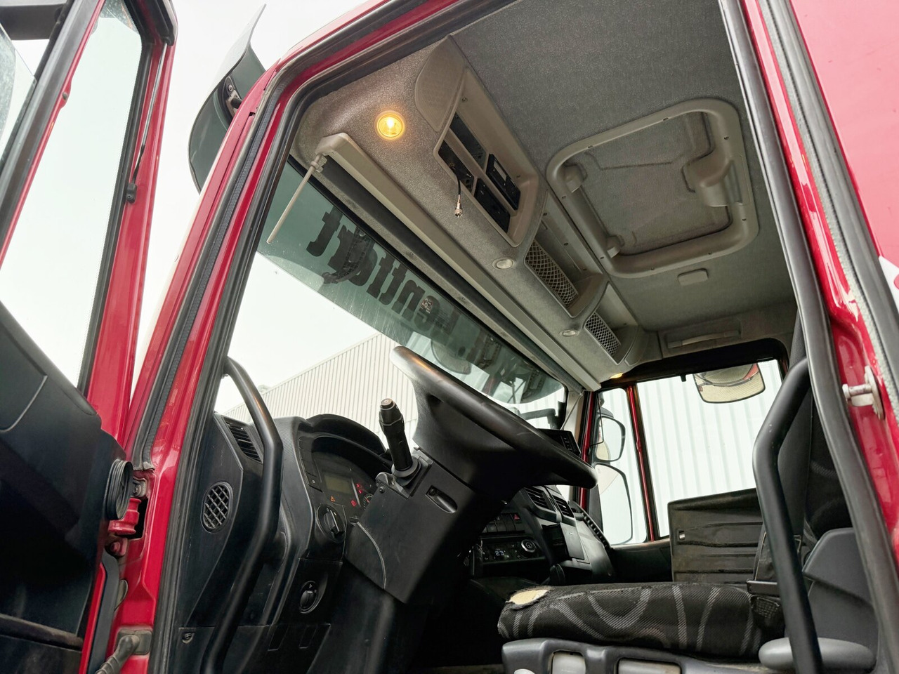 Trakker AD260T45 6x4 Trakker AD260T45 6x4, Bordmatik - Kippiauto kuorma-auto: kuva Trakker AD260T45 6x4 Trakker AD260T45 6x4, Bordmatik - Kippiauto kuorma-auto Trakker AD260T45 6x4 Trakker AD260T45 6x4, Bordmatik - Kippiauto kuorma-auto: kuva Trakker AD260T45 6x4 Trakker AD260T45 6x4, Bordmatik - Kippiauto kuorma-auto