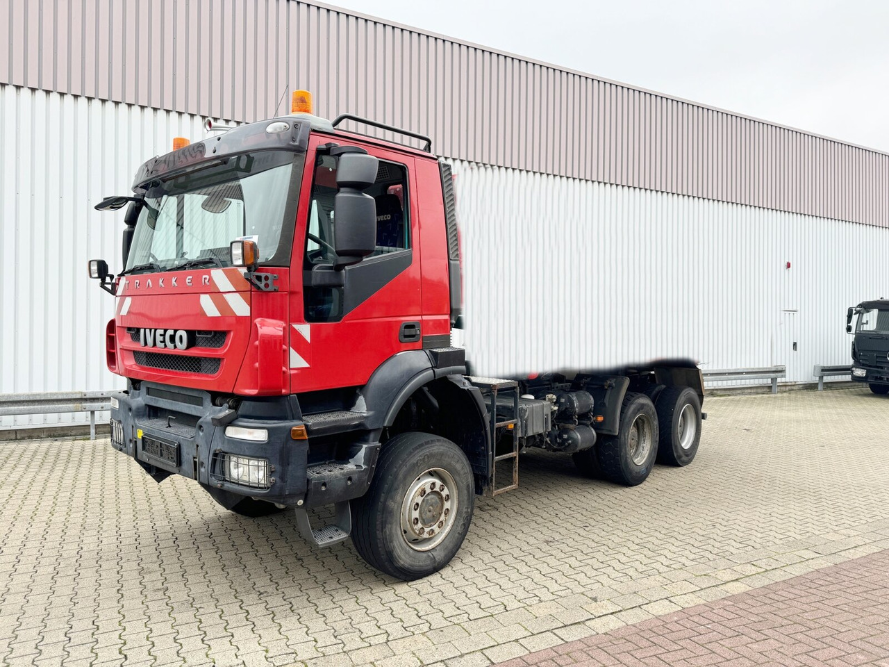 Trakker AD260T45W 6x6 Trakker AD260T45W 6x6 - Kuorma-auto alusta: kuva Trakker AD260T45W 6x6 Trakker AD260T45W 6x6 - Kuorma-auto alusta Trakker AD260T45W 6x6 Trakker AD260T45W 6x6 - Kuorma-auto alusta: kuva Trakker AD260T45W 6x6 Trakker AD260T45W 6x6 - Kuorma-auto alusta
