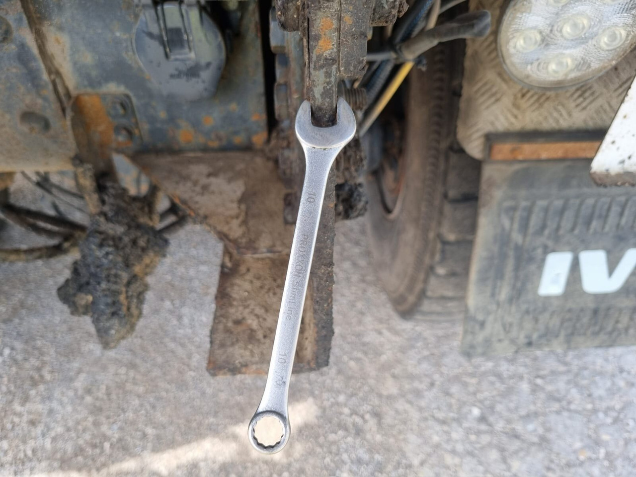 Kuorma-auto alusta Trakker AD380T41W 6x6 Trakker AD380T41W 6x6: kuva Kuorma-auto alusta Trakker AD380T41W 6x6 Trakker AD380T41W 6x6