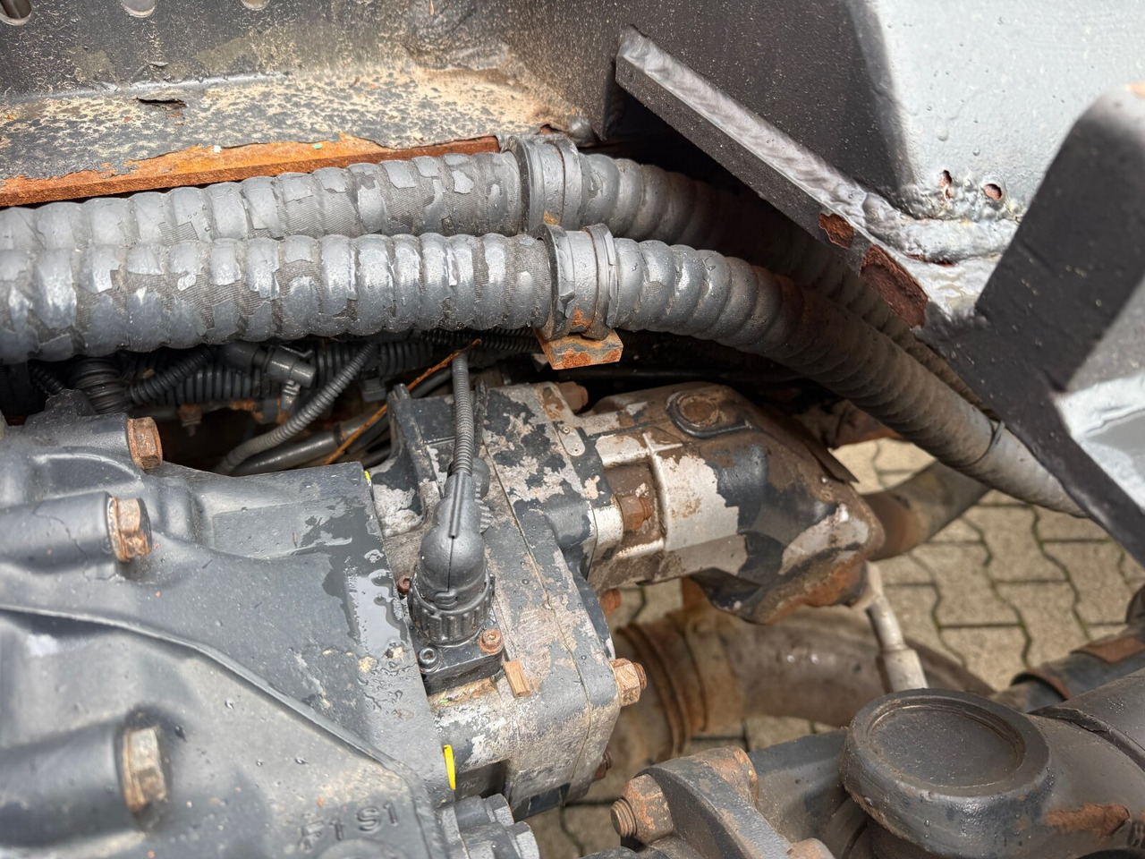 Trakker AT190T33W/P 4x4 Trakker AT190T33W/P 4x4, Winterdienstausstattung - Koukkulava kuorma-auto: kuva Trakker AT190T33W/P 4x4 Trakker AT190T33W/P 4x4, Winterdienstausstattung - Koukkulava kuorma-auto Trakker AT190T33W/P 4x4 Trakker AT190T33W/P 4x4, Winterdienstausstattung - Koukkulava kuorma-auto: kuva Trakker AT190T33W/P 4x4 Trakker AT190T33W/P 4x4, Winterdienstausstattung - Koukkulava kuorma-auto