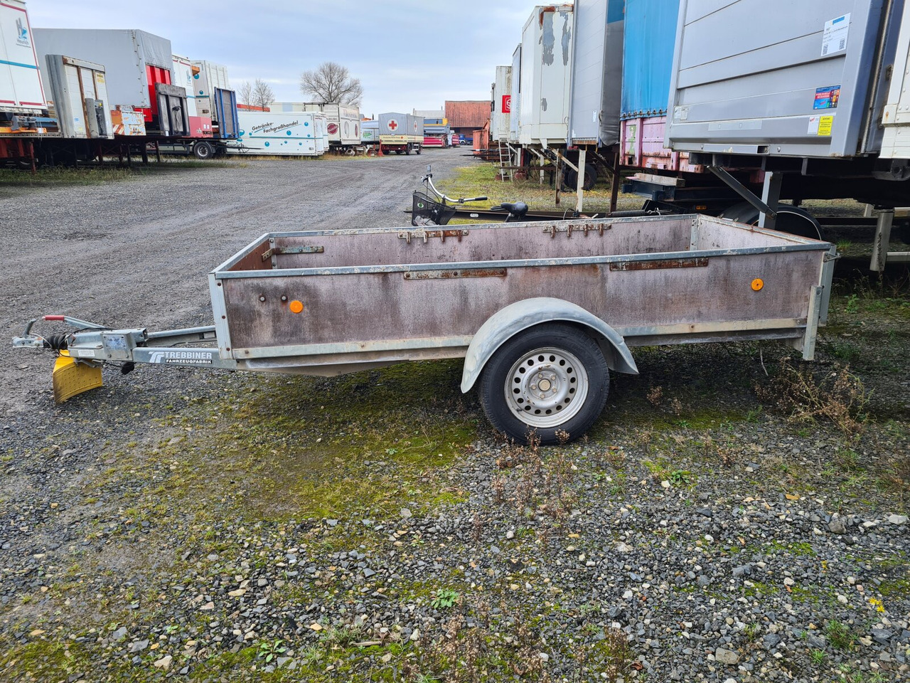 Trebbiner Anh Pritsche TREBBINER FAHRZEUGWERK, 1.500 kg - Peräkärry: kuva Trebbiner Anh Pritsche TREBBINER FAHRZEUGWERK, 1.500 kg - Peräkärry Trebbiner Anh Pritsche TREBBINER FAHRZEUGWERK, 1.500 kg - Peräkärry: kuva Trebbiner Anh Pritsche TREBBINER FAHRZEUGWERK, 1.500 kg - Peräkärry