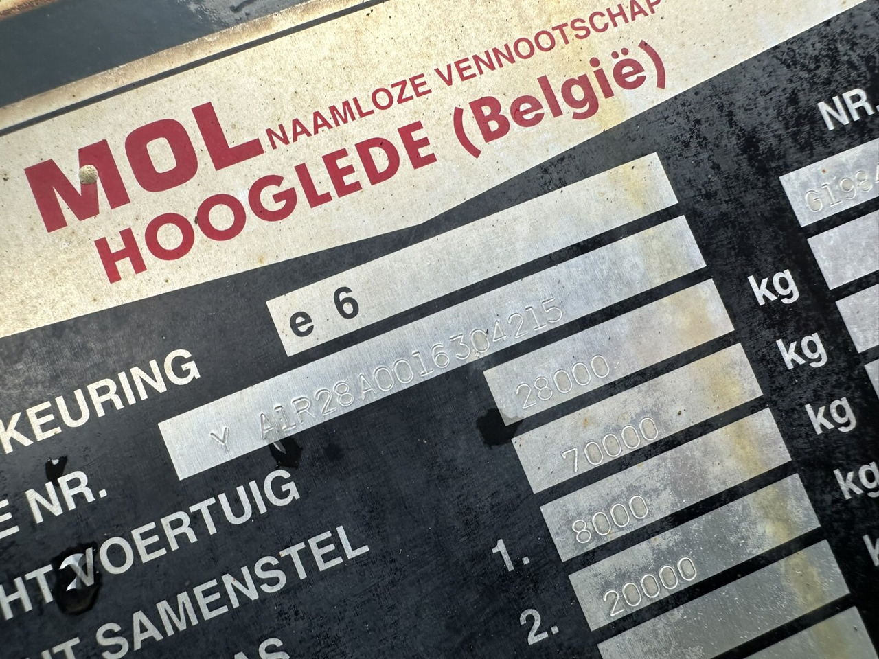 815 4x2 815 4x2 Terminal Tractor, Rangierfahrzeug - Vetopöytäauto: kuva  815 4x2 815 4x2 Terminal Tractor, Rangierfahrzeug - Vetopöytäauto 815 4x2 815 4x2 Terminal Tractor, Rangierfahrzeug - Vetopöytäauto: kuva  815 4x2 815 4x2 Terminal Tractor, Rangierfahrzeug - Vetopöytäauto