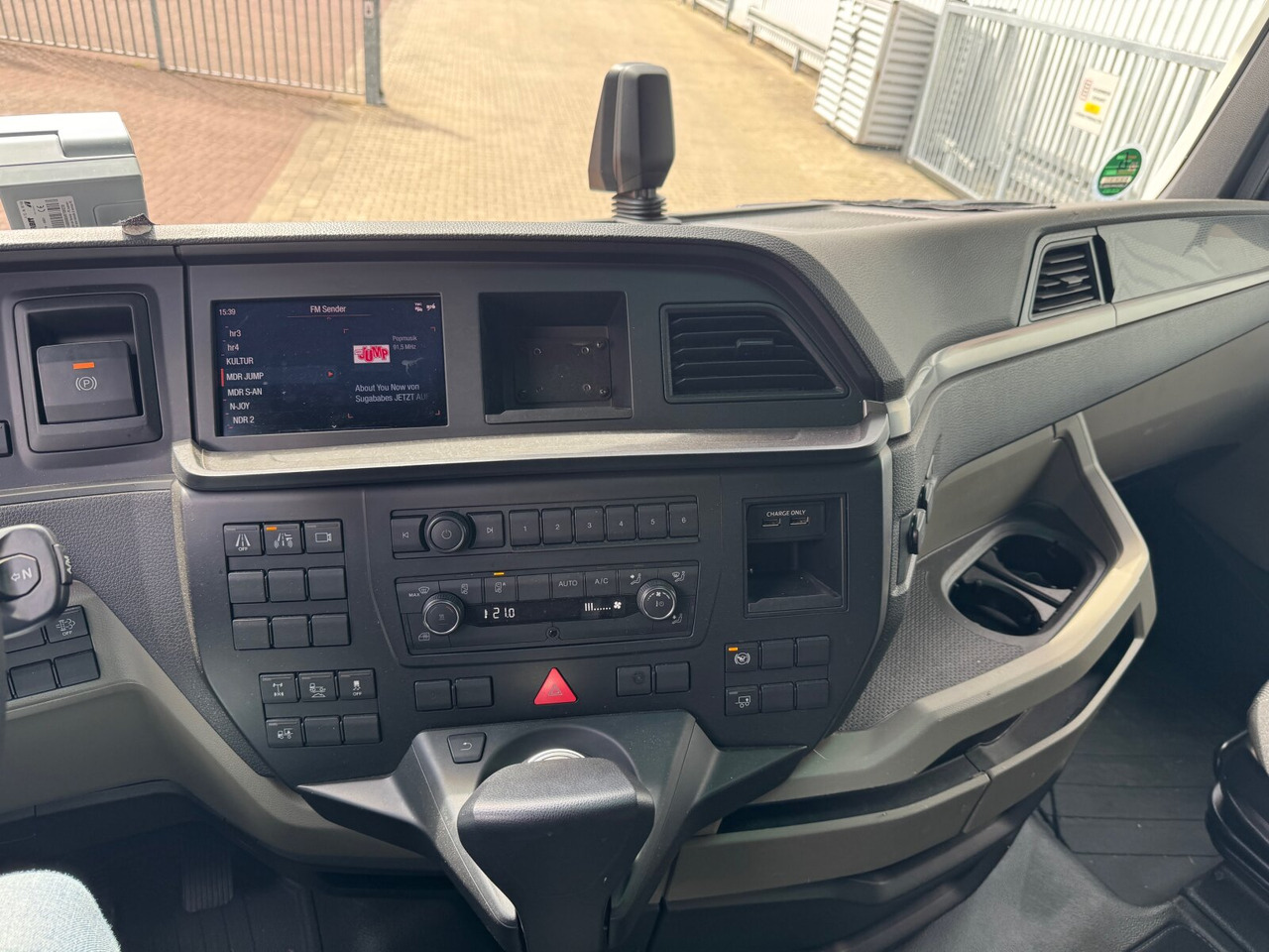 MAN TGX 18.470 4x2 BL TGX 18.470 4x2 BL, Retarder, Navi - Vetopöytäauto: kuva MAN TGX 18.470 4x2 BL TGX 18.470 4x2 BL, Retarder, Navi - Vetopöytäauto MAN TGX 18.470 4x2 BL TGX 18.470 4x2 BL, Retarder, Navi - Vetopöytäauto: kuva MAN TGX 18.470 4x2 BL TGX 18.470 4x2 BL, Retarder, Navi - Vetopöytäauto