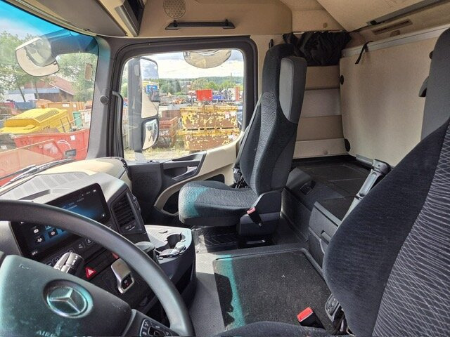 Mercedes-Benz Actros 1846 LS 4x2 Actros 1846 LS 4x2 MultimediaCockpit, StreamSpace, ADR - Vetopöytäauto: kuva Mercedes-Benz Actros 1846 LS 4x2 Actros 1846 LS 4x2 MultimediaCockpit, StreamSpace, ADR - Vetopöytäauto Mercedes-Benz Actros 1846 LS 4x2 Actros 1846 LS 4x2 MultimediaCockpit, StreamSpace, ADR - Vetopöytäauto: kuva Mercedes-Benz Actros 1846 LS 4x2 Actros 1846 LS 4x2 MultimediaCockpit, StreamSpace, ADR - Vetopöytäauto