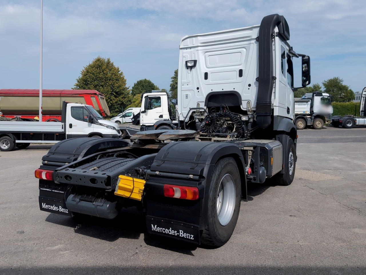 Mercedes-Benz Actros 2148 LS 4x4 HAD Actros 2148 LS 4x4 HAD, Retarder, Navi, MultimediaCockpit, Hydraulik - Vetopöytäauto: kuva Mercedes-Benz Actros 2148 LS 4x4 HAD Actros 2148 LS 4x4 HAD, Retarder, Navi, MultimediaCockpit, Hydraulik - Vetopöytäauto Mercedes-Benz Actros 2148 LS 4x4 HAD Actros 2148 LS 4x4 HAD, Retarder, Navi, MultimediaCockpit, Hydraulik - Vetopöytäauto: kuva Mercedes-Benz Actros 2148 LS 4x4 HAD Actros 2148 LS 4x4 HAD, Retarder, Navi, MultimediaCockpit, Hydraulik - Vetopöytäauto