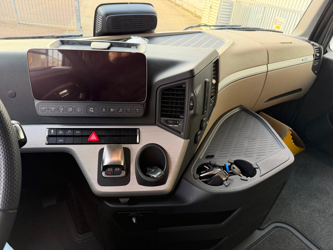 Mercedes-Benz Actros 3363 LS 6x4 Actros 3363 LS 6x4, Retarder, SoloStar, MultimediaCockpit, Navi, LED - Vetopöytäauto: kuva Mercedes-Benz Actros 3363 LS 6x4 Actros 3363 LS 6x4, Retarder, SoloStar, MultimediaCockpit, Navi, LED - Vetopöytäauto Mercedes-Benz Actros 3363 LS 6x4 Actros 3363 LS 6x4, Retarder, SoloStar, MultimediaCockpit, Navi, LED - Vetopöytäauto: kuva Mercedes-Benz Actros 3363 LS 6x4 Actros 3363 LS 6x4, Retarder, SoloStar, MultimediaCockpit, Navi, LED - Vetopöytäauto