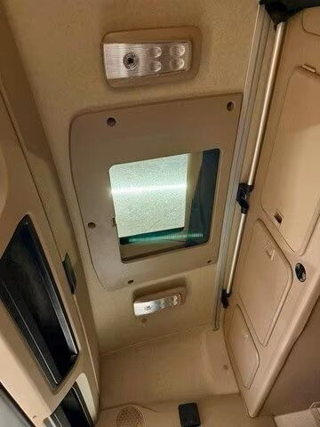 Mercedes-Benz Arocs 1851 LS 4x4 HAD Arocs 1851 LS 4x4 HAD, Hydraulik, Navi, MultimediaCockpit - Vetopöytäauto: kuva Mercedes-Benz Arocs 1851 LS 4x4 HAD Arocs 1851 LS 4x4 HAD, Hydraulik, Navi, MultimediaCockpit - Vetopöytäauto Mercedes-Benz Arocs 1851 LS 4x4 HAD Arocs 1851 LS 4x4 HAD, Hydraulik, Navi, MultimediaCockpit - Vetopöytäauto: kuva Mercedes-Benz Arocs 1851 LS 4x4 HAD Arocs 1851 LS 4x4 HAD, Hydraulik, Navi, MultimediaCockpit - Vetopöytäauto