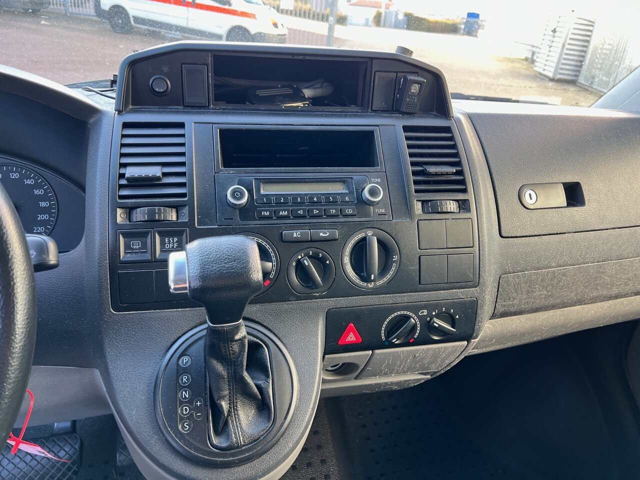 Leasing Volkswagen T5 2.5 TDI 4x2 T5 2.5 TDI 4x2, Krankenwagen Volkswagen T5 2.5 TDI 4x2 T5 2.5 TDI 4x2, Krankenwagen: kuva Leasing Volkswagen T5 2.5 TDI 4x2 T5 2.5 TDI 4x2, Krankenwagen Volkswagen T5 2.5 TDI 4x2 T5 2.5 TDI 4x2, Krankenwagen
