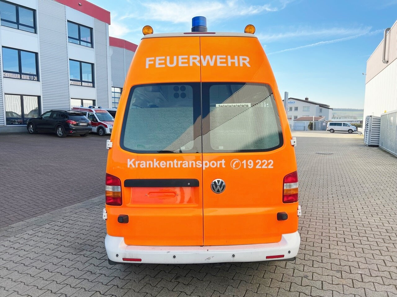 Leasing Volkswagen T5 2.5 TDI 4x2 T5 2.5 TDI 4x2, Krankenwagen Volkswagen T5 2.5 TDI 4x2 T5 2.5 TDI 4x2, Krankenwagen: kuva Leasing Volkswagen T5 2.5 TDI 4x2 T5 2.5 TDI 4x2, Krankenwagen Volkswagen T5 2.5 TDI 4x2 T5 2.5 TDI 4x2, Krankenwagen