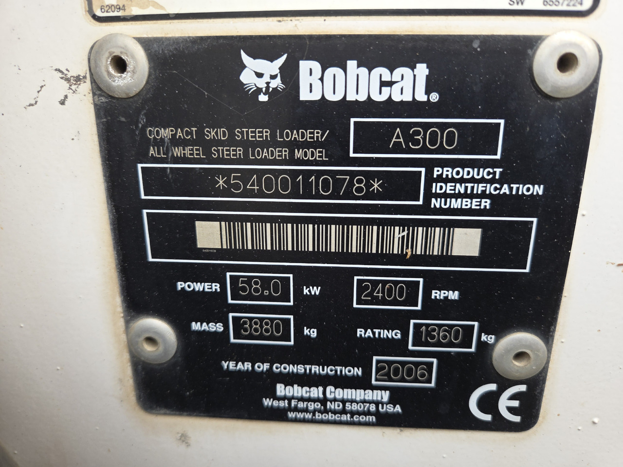 BOBCAT A300 - Liukuohjattu kuormaaja: kuva BOBCAT A300 - Liukuohjattu kuormaaja BOBCAT A300 - Liukuohjattu kuormaaja: kuva BOBCAT A300 - Liukuohjattu kuormaaja