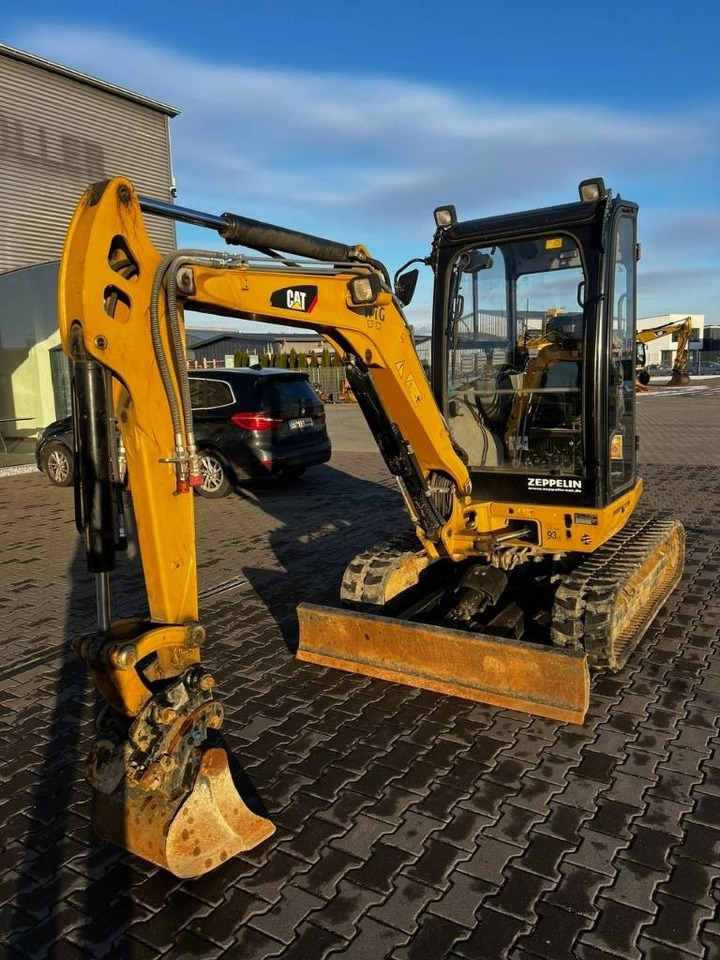 CAT 302.7 DCR - Minikuormaaja: kuva CAT 302.7 DCR - Minikuormaaja CAT 302.7 DCR - Minikuormaaja: kuva CAT 302.7 DCR - Minikuormaaja