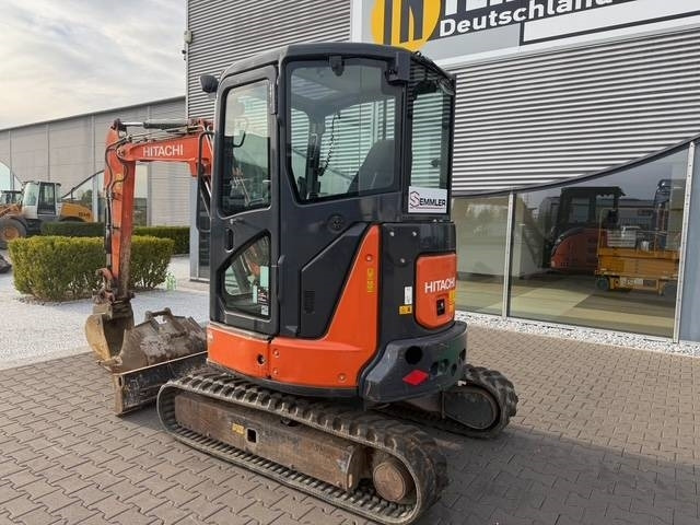 Hitachi ZX 33 U-5A CLR - Minikuormaaja: kuva Hitachi ZX 33 U-5A CLR - Minikuormaaja Hitachi ZX 33 U-5A CLR - Minikuormaaja: kuva Hitachi ZX 33 U-5A CLR - Minikuormaaja