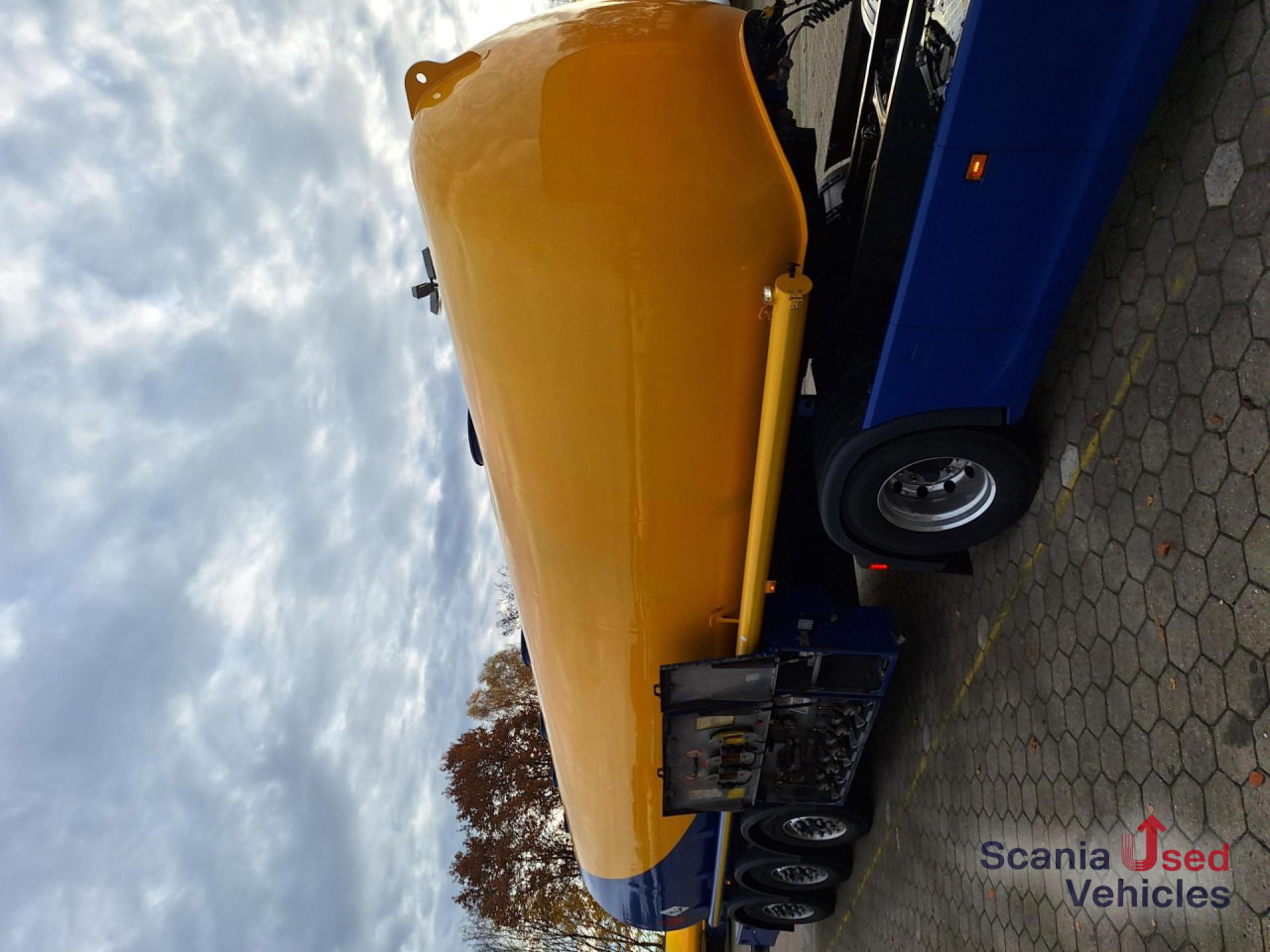 KTS/Schrader Tankaufl. 5 Kammern - Säiliöpuoliperävaunu: kuva KTS/Schrader Tankaufl. 5 Kammern - Säiliöpuoliperävaunu KTS/Schrader Tankaufl. 5 Kammern - Säiliöpuoliperävaunu: kuva KTS/Schrader Tankaufl. 5 Kammern - Säiliöpuoliperävaunu