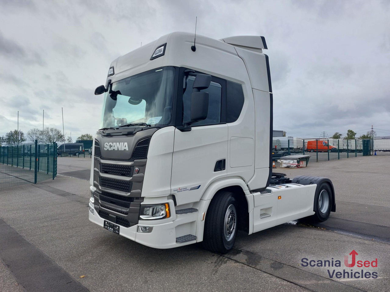 SCANIA R 460 A4x2NA, SUPER, NAVI, Standklima - Vetopöytäauto: kuva SCANIA R 460 A4x2NA, SUPER, NAVI, Standklima - Vetopöytäauto SCANIA R 460 A4x2NA, SUPER, NAVI, Standklima - Vetopöytäauto: kuva SCANIA R 460 A4x2NA, SUPER, NAVI, Standklima - Vetopöytäauto