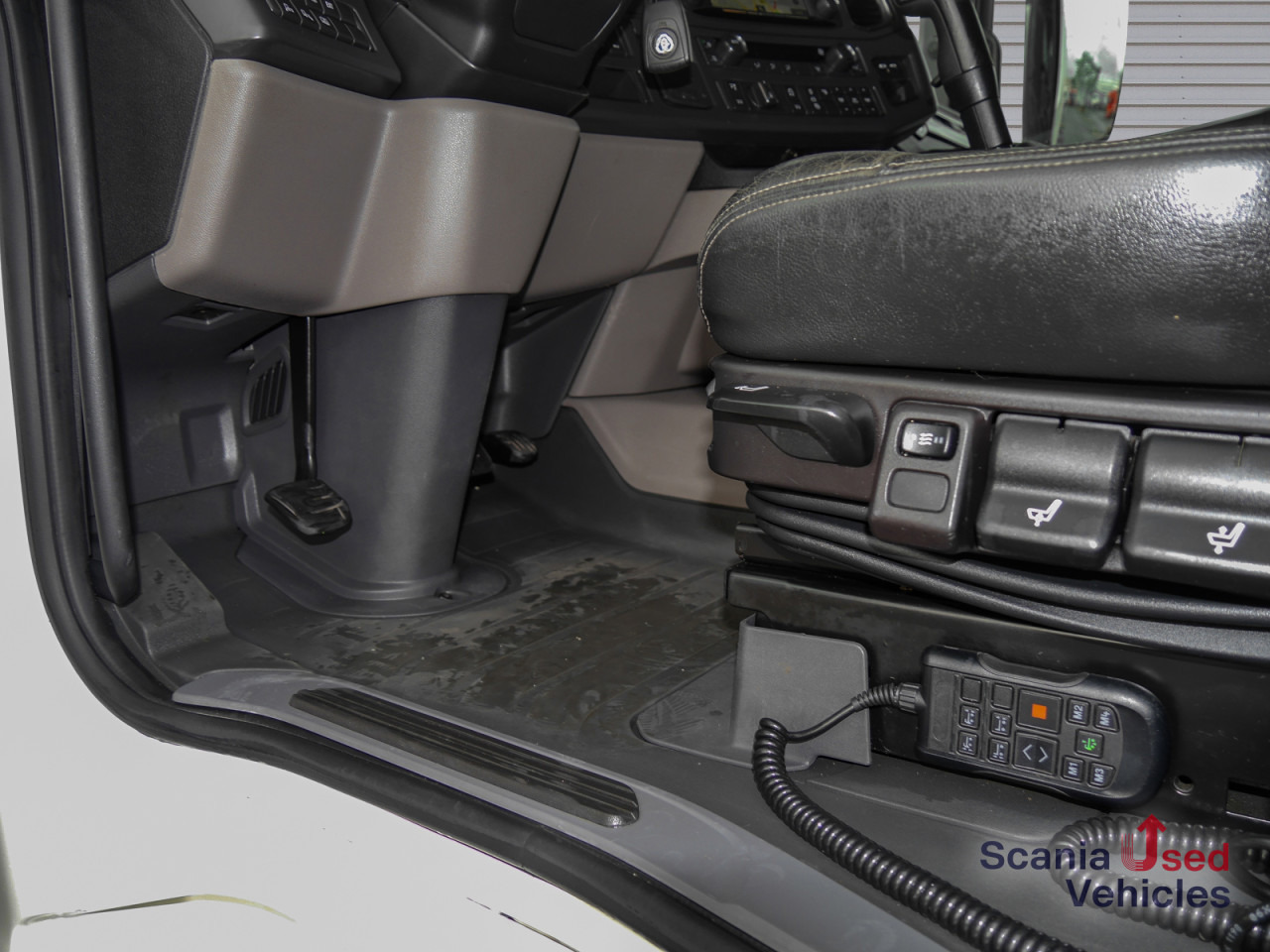 SCANIA R 450 B6x2NB - Schaltgetriebe / LBW - - Konttialus/ Vaihtokuormatilat kuorma-auto: kuva SCANIA R 450 B6x2NB - Schaltgetriebe / LBW - - Konttialus/ Vaihtokuormatilat kuorma-auto SCANIA R 450 B6x2NB - Schaltgetriebe / LBW - - Konttialus/ Vaihtokuormatilat kuorma-auto: kuva SCANIA R 450 B6x2NB - Schaltgetriebe / LBW - - Konttialus/ Vaihtokuormatilat kuorma-auto