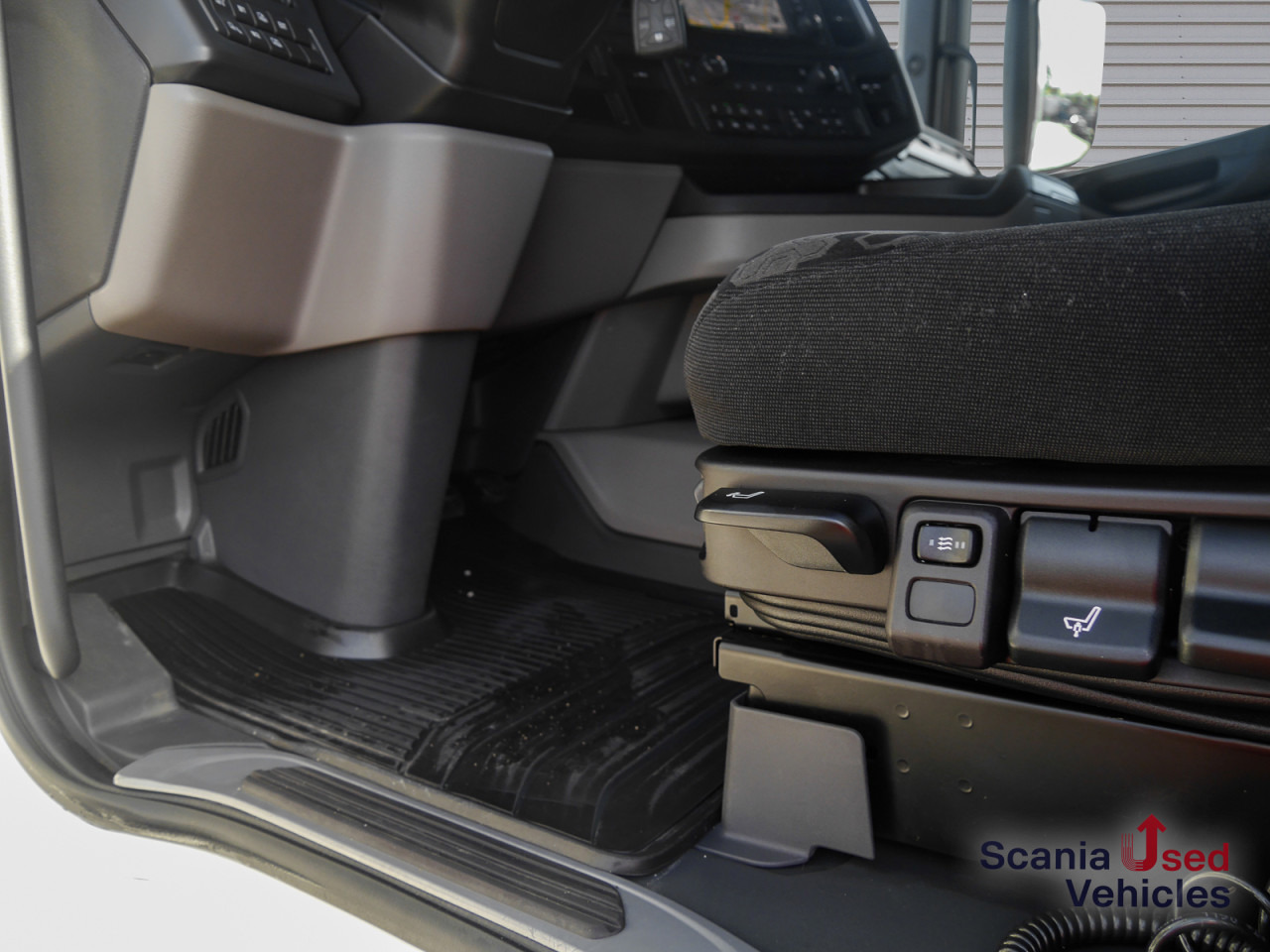 SCANIA R 460 A4x2NA - SUPER - - Vetopöytäauto: kuva SCANIA R 460 A4x2NA - SUPER - - Vetopöytäauto SCANIA R 460 A4x2NA - SUPER - - Vetopöytäauto: kuva SCANIA R 460 A4x2NA - SUPER - - Vetopöytäauto