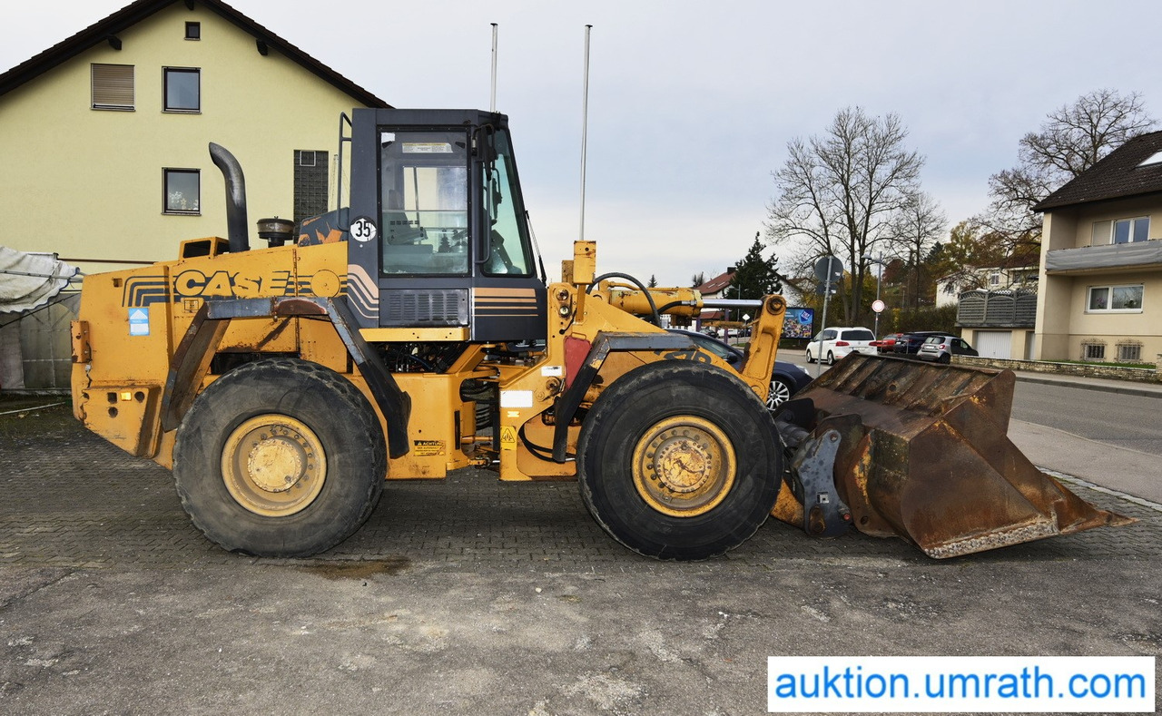 CASE 721 B - Pyöräkuormaaja: kuva CASE 721 B - Pyöräkuormaaja CASE 721 B - Pyöräkuormaaja: kuva CASE 721 B - Pyöräkuormaaja