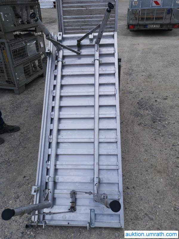 Posten Konvolut Zarges Plattform Laufsteg Bühne Überstieg Gehsteig Sockel Treppen Aluminium hochwertig - Korjaamolaitteet: kuva Posten Konvolut Zarges Plattform Laufsteg Bühne Überstieg Gehsteig Sockel Treppen Aluminium hochwertig - Korjaamolaitteet Posten Konvolut Zarges Plattform Laufsteg Bühne Überstieg Gehsteig Sockel Treppen Aluminium hochwertig - Korjaamolaitteet: kuva Posten Konvolut Zarges Plattform Laufsteg Bühne Überstieg Gehsteig Sockel Treppen Aluminium hochwertig - Korjaamolaitteet