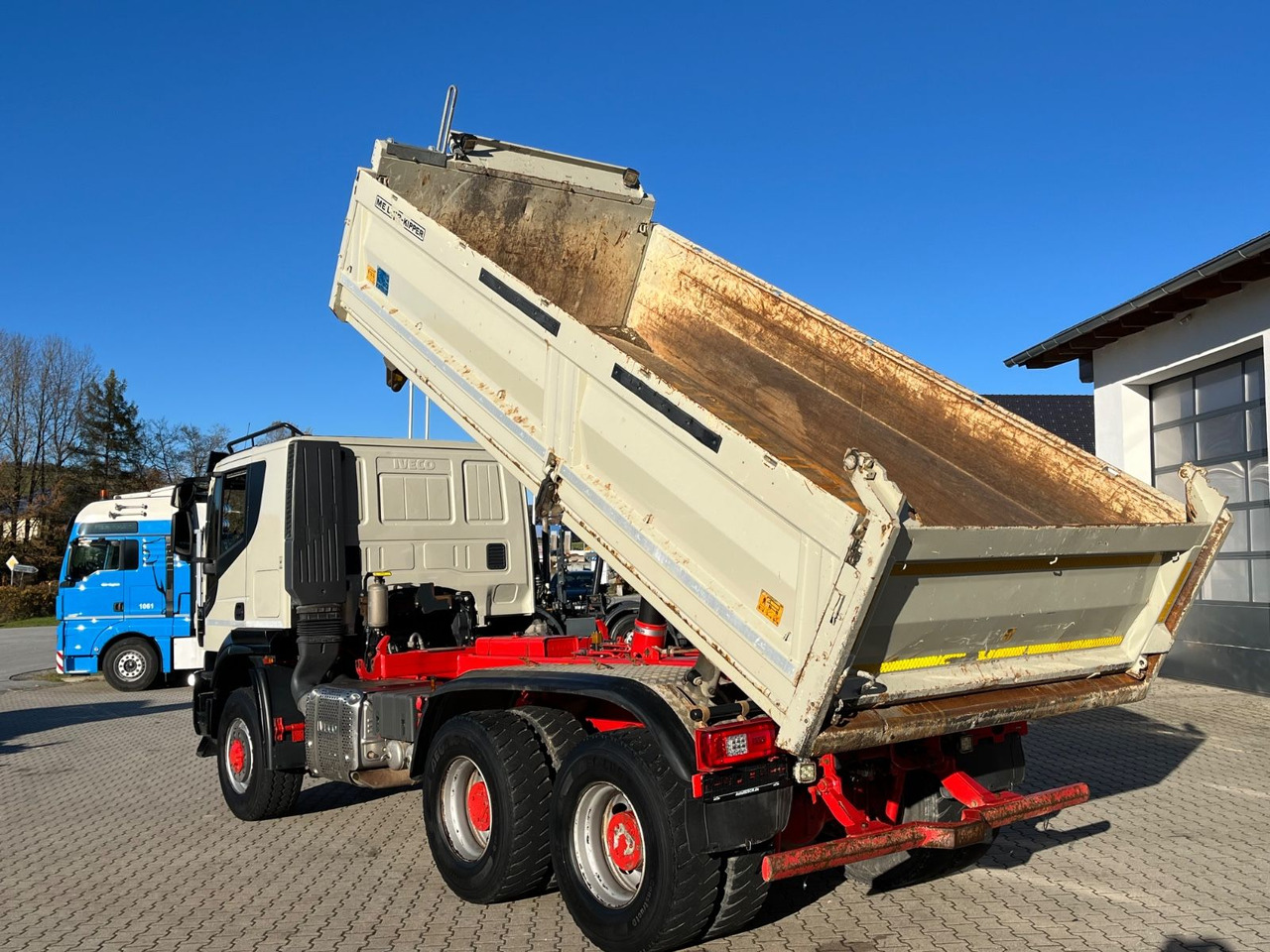 Iveco Starlis X-Way 480 6x6 Hydro Meiller Bordmatik - Kippiauto kuorma-auto: kuva Iveco Starlis X-Way 480 6x6 Hydro Meiller Bordmatik - Kippiauto kuorma-auto Iveco Starlis X-Way 480 6x6 Hydro Meiller Bordmatik - Kippiauto kuorma-auto: kuva Iveco Starlis X-Way 480 6x6 Hydro Meiller Bordmatik - Kippiauto kuorma-auto