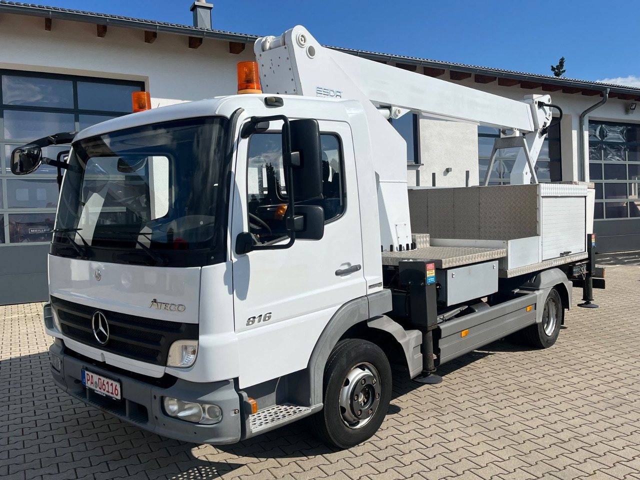 Mercedes-Benz Atego 816 ESDA TG 1800 Steiger 1000V isoliert - Itsekulkevat henkilönostimet: kuva Mercedes-Benz Atego 816 ESDA TG 1800 Steiger 1000V isoliert - Itsekulkevat henkilönostimet Mercedes-Benz Atego 816 ESDA TG 1800 Steiger 1000V isoliert - Itsekulkevat henkilönostimet: kuva Mercedes-Benz Atego 816 ESDA TG 1800 Steiger 1000V isoliert - Itsekulkevat henkilönostimet