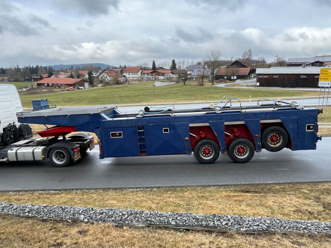 Langendorf SBT 27/32 Innenlader für Betonfertigteile Langendorf SBT 27/32 Innenlader für Betonfertigteile - Puoliperävaunu: kuva Langendorf SBT 27/32 Innenlader für Betonfertigteile Langendorf SBT 27/32 Innenlader für Betonfertigteile - Puoliperävaunu Langendorf SBT 27/32 Innenlader für Betonfertigteile Langendorf SBT 27/32 Innenlader für Betonfertigteile - Puoliperävaunu: kuva Langendorf SBT 27/32 Innenlader für Betonfertigteile Langendorf SBT 27/32 Innenlader für Betonfertigteile - Puoliperävaunu