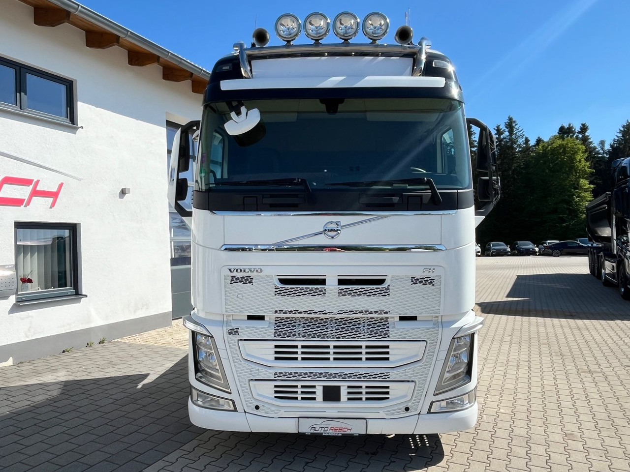Volvo FH 500 Lowdeck Mega Standklima NAVI - Vetopöytäauto: kuva Volvo FH 500 Lowdeck Mega Standklima NAVI - Vetopöytäauto Volvo FH 500 Lowdeck Mega Standklima NAVI - Vetopöytäauto: kuva Volvo FH 500 Lowdeck Mega Standklima NAVI - Vetopöytäauto