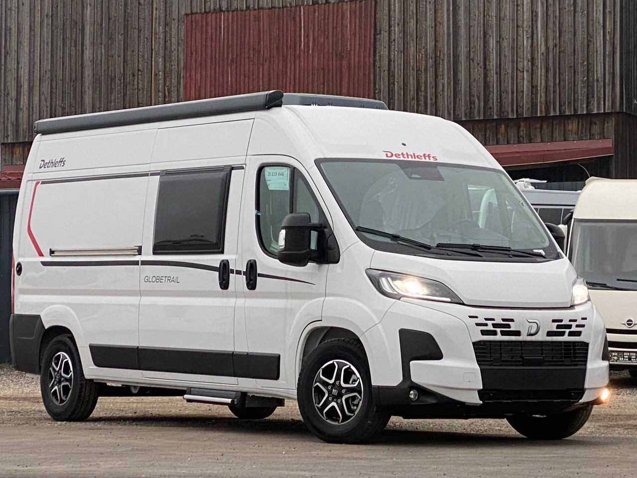 Dethleffs Globetrail 600 DS *2025*Automatik Chassis Paket, - Retkeilyauto: kuva Dethleffs Globetrail 600 DS *2025*Automatik Chassis Paket, - Retkeilyauto Dethleffs Globetrail 600 DS *2025*Automatik Chassis Paket, - Retkeilyauto: kuva Dethleffs Globetrail 600 DS *2025*Automatik Chassis Paket, - Retkeilyauto