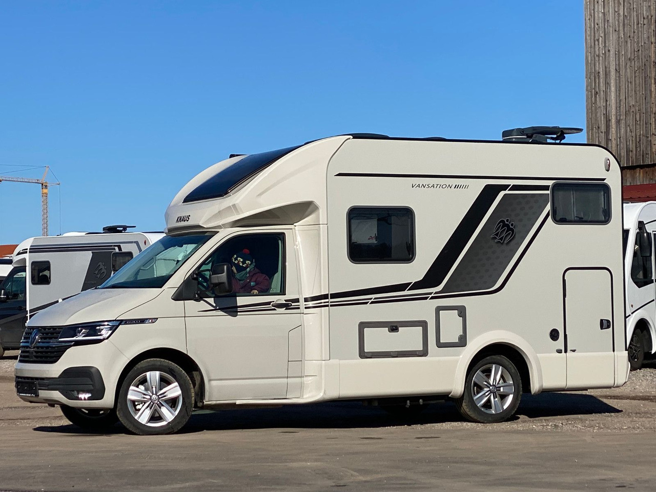Knaus TOURER CUVISION 500 MQ,4 Personen,slide Bett - Puoli-integroitu asuntoauto: kuva Knaus TOURER CUVISION 500 MQ,4 Personen,slide Bett - Puoli-integroitu asuntoauto Knaus TOURER CUVISION 500 MQ,4 Personen,slide Bett - Puoli-integroitu asuntoauto: kuva Knaus TOURER CUVISION 500 MQ,4 Personen,slide Bett - Puoli-integroitu asuntoauto