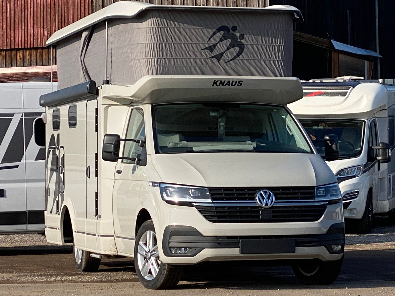Knaus Tourer CUV 500 MQ CUVISION ,mit Slide Bett,4pers - Puoli-integroitu asuntoauto: kuva Knaus Tourer CUV 500 MQ CUVISION ,mit Slide Bett,4pers - Puoli-integroitu asuntoauto Knaus Tourer CUV 500 MQ CUVISION ,mit Slide Bett,4pers - Puoli-integroitu asuntoauto: kuva Knaus Tourer CUV 500 MQ CUVISION ,mit Slide Bett,4pers - Puoli-integroitu asuntoauto