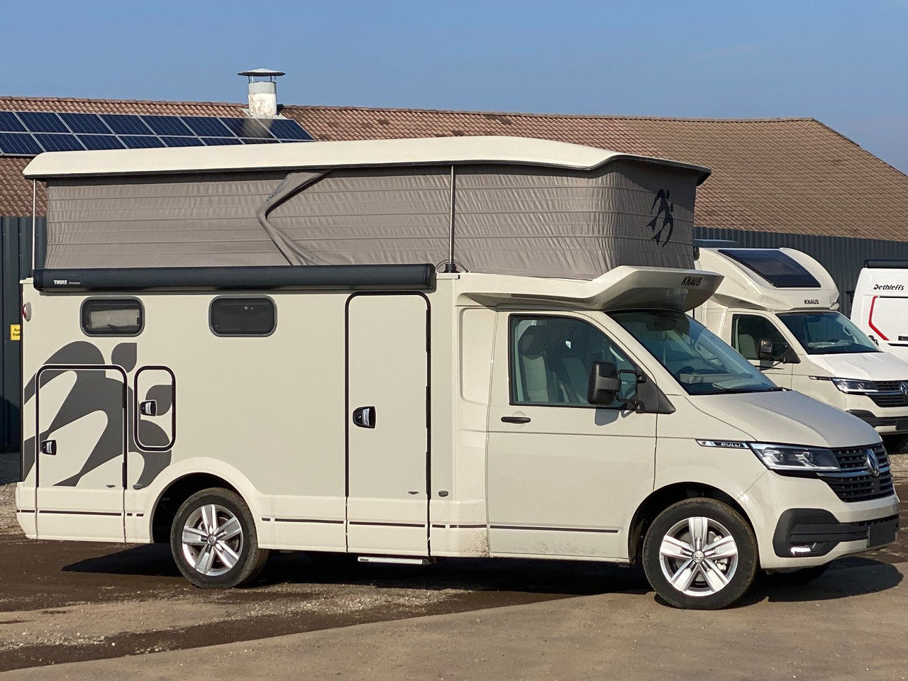 Knaus Tourer CUV 500 MQ CUVISION ohne slide Bett - Puoli-integroitu asuntoauto: kuva Knaus Tourer CUV 500 MQ CUVISION ohne slide Bett - Puoli-integroitu asuntoauto Knaus Tourer CUV 500 MQ CUVISION ohne slide Bett - Puoli-integroitu asuntoauto: kuva Knaus Tourer CUV 500 MQ CUVISION ohne slide Bett - Puoli-integroitu asuntoauto