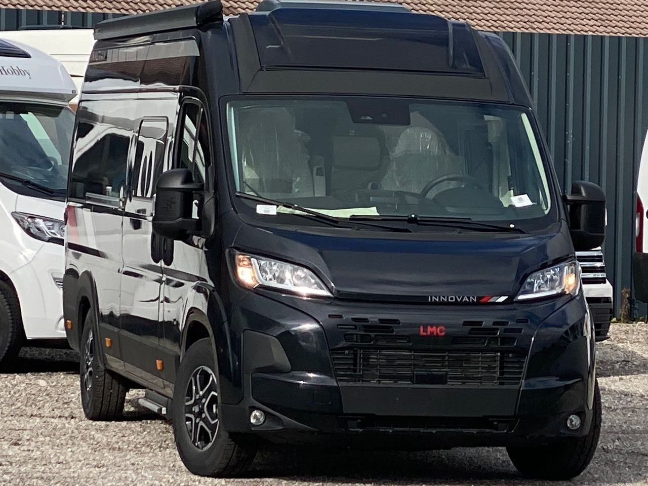 LMC Innovan 640 *2025* Automatik, Chassis Design... - Retkeilyauto: kuva LMC Innovan 640 *2025* Automatik, Chassis Design... - Retkeilyauto LMC Innovan 640 *2025* Automatik, Chassis Design... - Retkeilyauto: kuva LMC Innovan 640 *2025* Automatik, Chassis Design... - Retkeilyauto