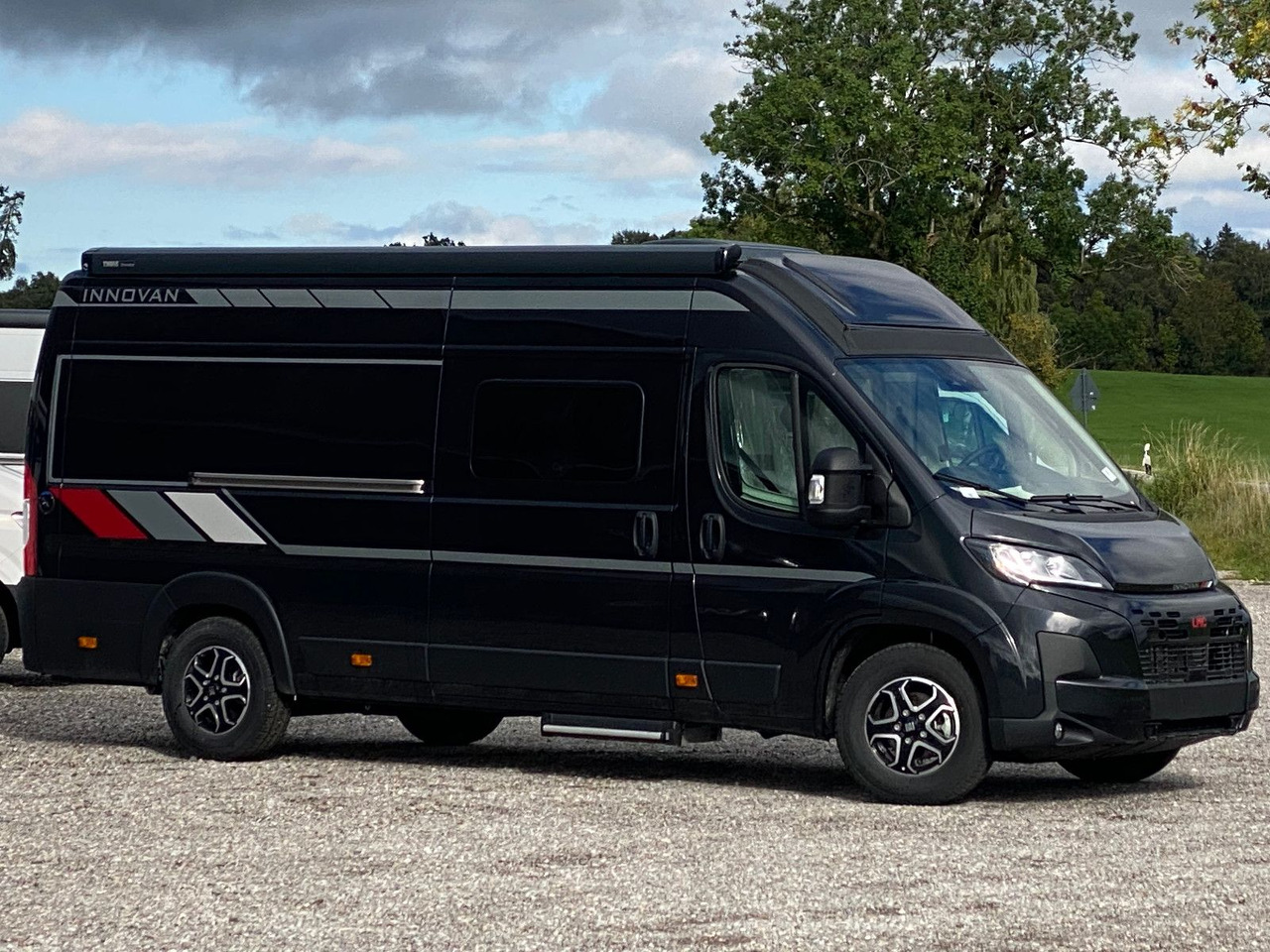 LMC Innovan 640 *2025* Automatik, Chassis Design... - Retkeilyauto: kuva LMC Innovan 640 *2025* Automatik, Chassis Design... - Retkeilyauto LMC Innovan 640 *2025* Automatik, Chassis Design... - Retkeilyauto: kuva LMC Innovan 640 *2025* Automatik, Chassis Design... - Retkeilyauto
