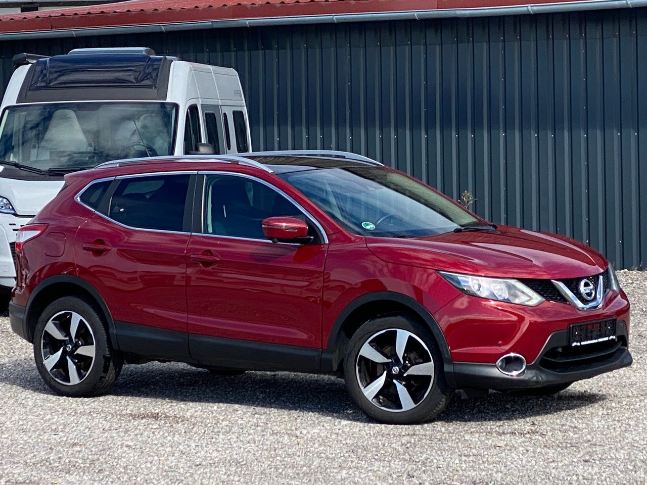 Nissan Qashqai 360° 4x4 - Maasturi/ Katumaasturi: kuva Nissan Qashqai 360° 4x4 - Maasturi/ Katumaasturi Nissan Qashqai 360° 4x4 - Maasturi/ Katumaasturi: kuva Nissan Qashqai 360° 4x4 - Maasturi/ Katumaasturi