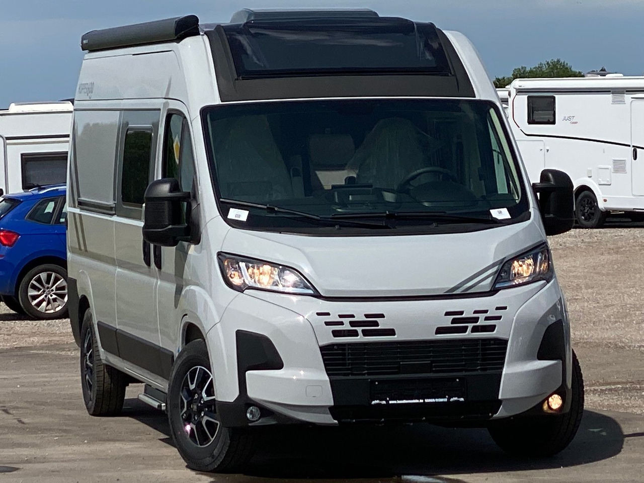 ROADfans Hopper 600 mit Automatik, Skyroof, Combi D - Retkeilyauto: kuva  ROADfans Hopper 600 mit Automatik, Skyroof, Combi D - Retkeilyauto ROADfans Hopper 600 mit Automatik, Skyroof, Combi D - Retkeilyauto: kuva  ROADfans Hopper 600 mit Automatik, Skyroof, Combi D - Retkeilyauto