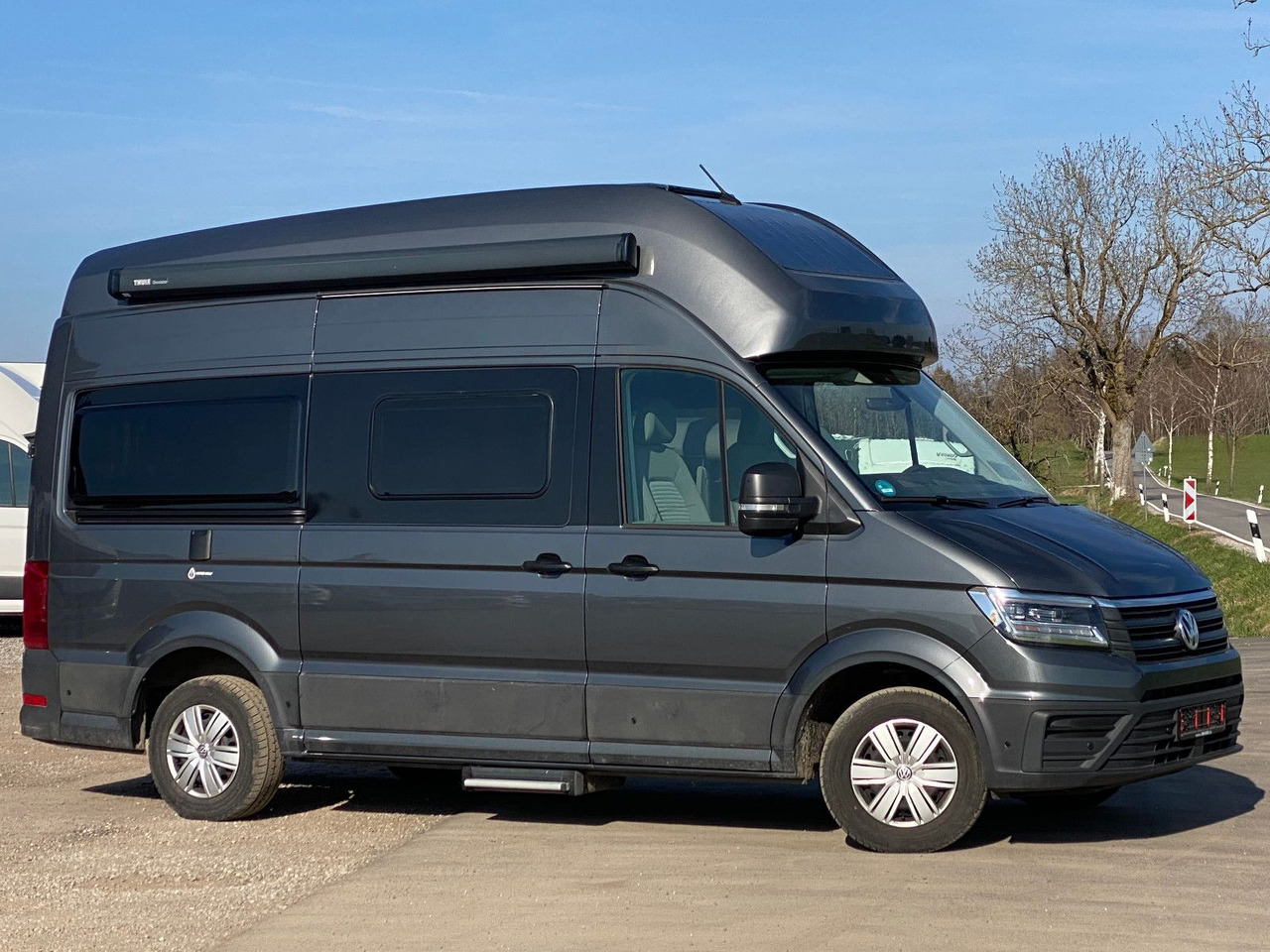 Volkswagen Grand California 600 FW, 3/4 Bett - Retkeilyauto: kuva Volkswagen Grand California 600 FW, 3/4 Bett - Retkeilyauto Volkswagen Grand California 600 FW, 3/4 Bett - Retkeilyauto: kuva Volkswagen Grand California 600 FW, 3/4 Bett - Retkeilyauto