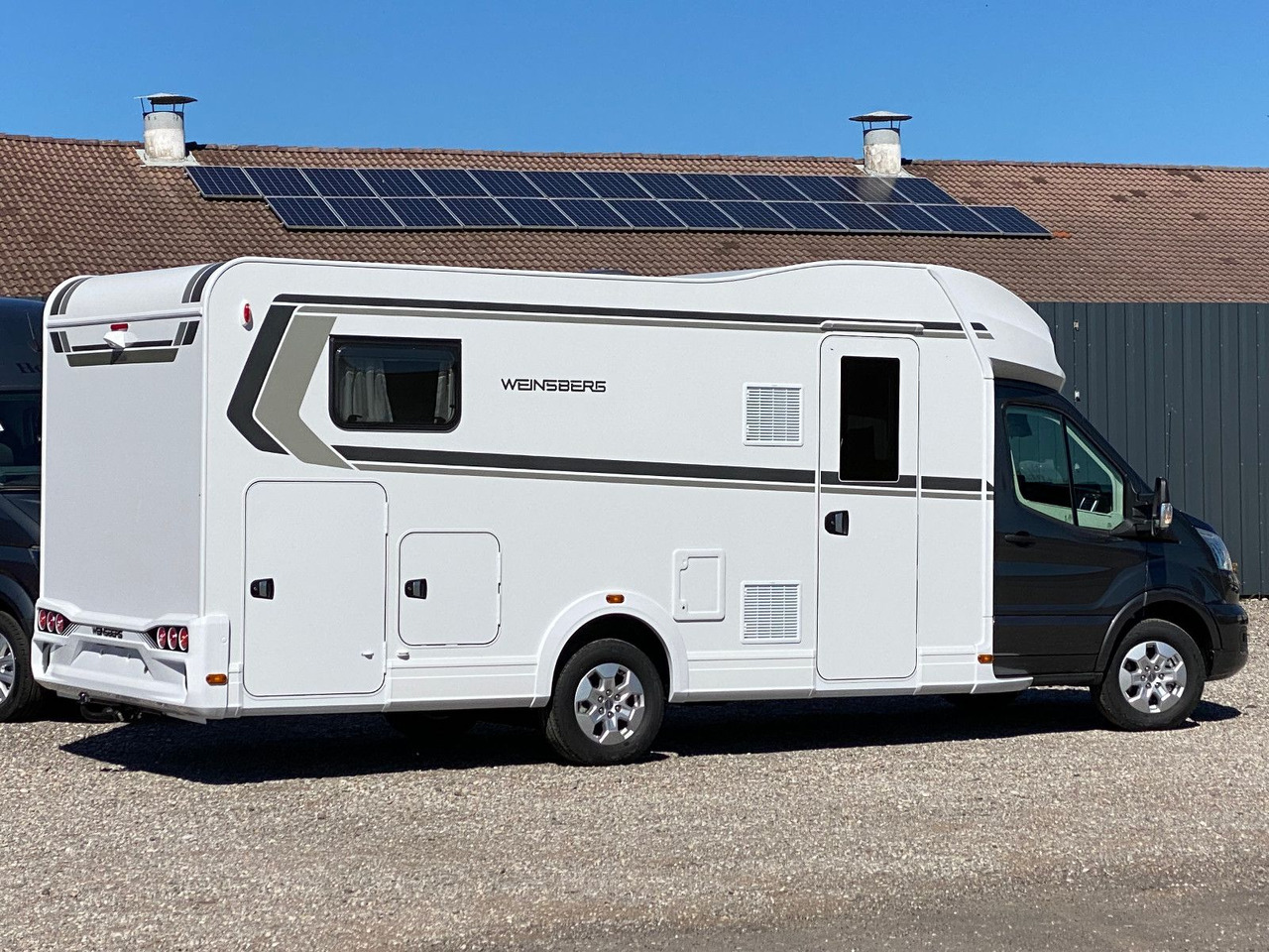 Weinsberg CaraSuite 700 MEG, Automatik, AHK, Hubbett - Puoli-integroitu asuntoauto: kuva Weinsberg CaraSuite 700 MEG, Automatik, AHK, Hubbett - Puoli-integroitu asuntoauto Weinsberg CaraSuite 700 MEG, Automatik, AHK, Hubbett - Puoli-integroitu asuntoauto: kuva Weinsberg CaraSuite 700 MEG, Automatik, AHK, Hubbett - Puoli-integroitu asuntoauto