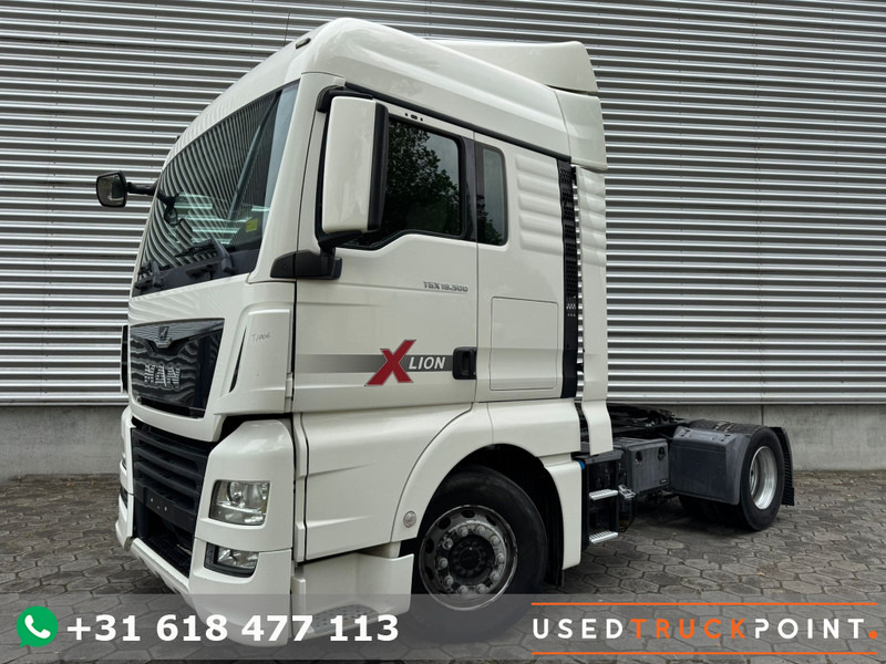 MAN TGX 18.500 XLX / Intarder / Refrigerator - Vetopöytäauto: kuva MAN TGX 18.500 XLX / Intarder / Refrigerator - Vetopöytäauto MAN TGX 18.500 XLX / Intarder / Refrigerator - Vetopöytäauto: kuva MAN TGX 18.500 XLX / Intarder / Refrigerator - Vetopöytäauto