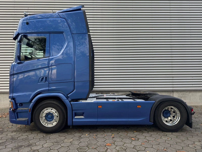 Scania S450 / Retarder / Full Air / Hydraulic / TUV: 9-2026 / NL Truck - Vetopöytäauto: kuva Scania S450 / Retarder / Full Air / Hydraulic / TUV: 9-2026 / NL Truck - Vetopöytäauto Scania S450 / Retarder / Full Air / Hydraulic / TUV: 9-2026 / NL Truck - Vetopöytäauto: kuva Scania S450 / Retarder / Full Air / Hydraulic / TUV: 9-2026 / NL Truck - Vetopöytäauto