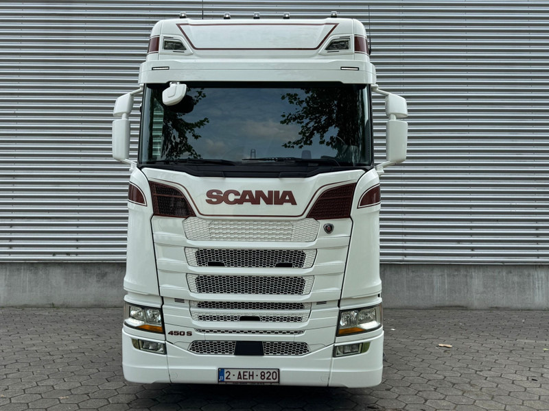 Scania S450 / Retarder / Full Air / Night Klima / 2 Tanks / TUV: 3-2026 / Belgium Truck - Vetopöytäauto: kuva Scania S450 / Retarder / Full Air / Night Klima / 2 Tanks / TUV: 3-2026 / Belgium Truck - Vetopöytäauto Scania S450 / Retarder / Full Air / Night Klima / 2 Tanks / TUV: 3-2026 / Belgium Truck - Vetopöytäauto: kuva Scania S450 / Retarder / Full Air / Night Klima / 2 Tanks / TUV: 3-2026 / Belgium Truck - Vetopöytäauto