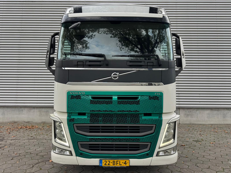 Volvo FH 420 / I-Shift / 2 Tanks / Euro 6 / NL- Truck - Vetopöytäauto: kuva Volvo FH 420 / I-Shift / 2 Tanks / Euro 6 / NL- Truck - Vetopöytäauto Volvo FH 420 / I-Shift / 2 Tanks / Euro 6 / NL- Truck - Vetopöytäauto: kuva Volvo FH 420 / I-Shift / 2 Tanks / Euro 6 / NL- Truck - Vetopöytäauto