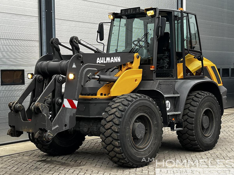Ahlmann (Mecalac) AS1600 - Pyöräkuormaaja: kuva Ahlmann (Mecalac) AS1600 - Pyöräkuormaaja Ahlmann (Mecalac) AS1600 - Pyöräkuormaaja: kuva Ahlmann (Mecalac) AS1600 - Pyöräkuormaaja